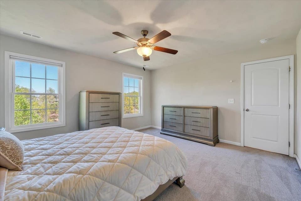 1140 Crosscreek Drive, photo 16 of 40