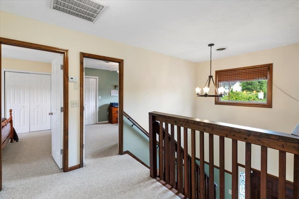 285 Briarwood Drive SW, photo 33 of 40