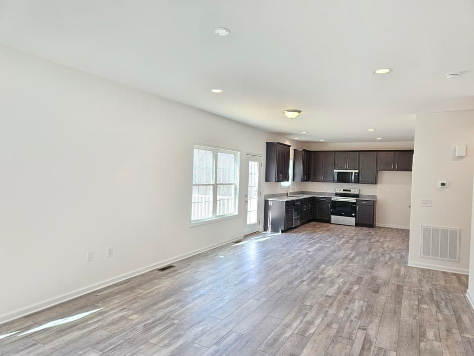 1470 Walnut Ridge Road, photo 10 of 40