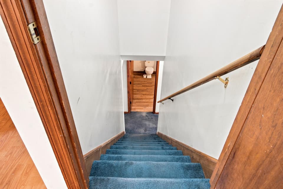 1220 Flint Drive, photo 32 of 40