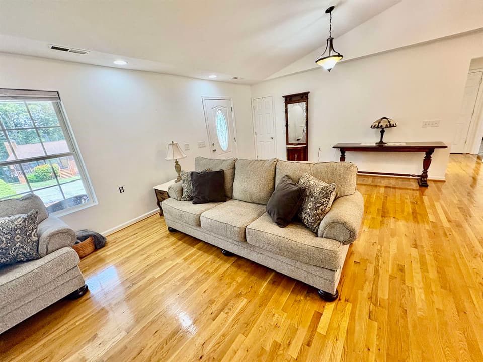 2355 Giles Drive SE, photo 17 of 40
