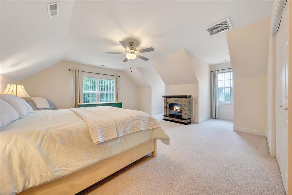 1585 Diana Drive, photo 24 of 38