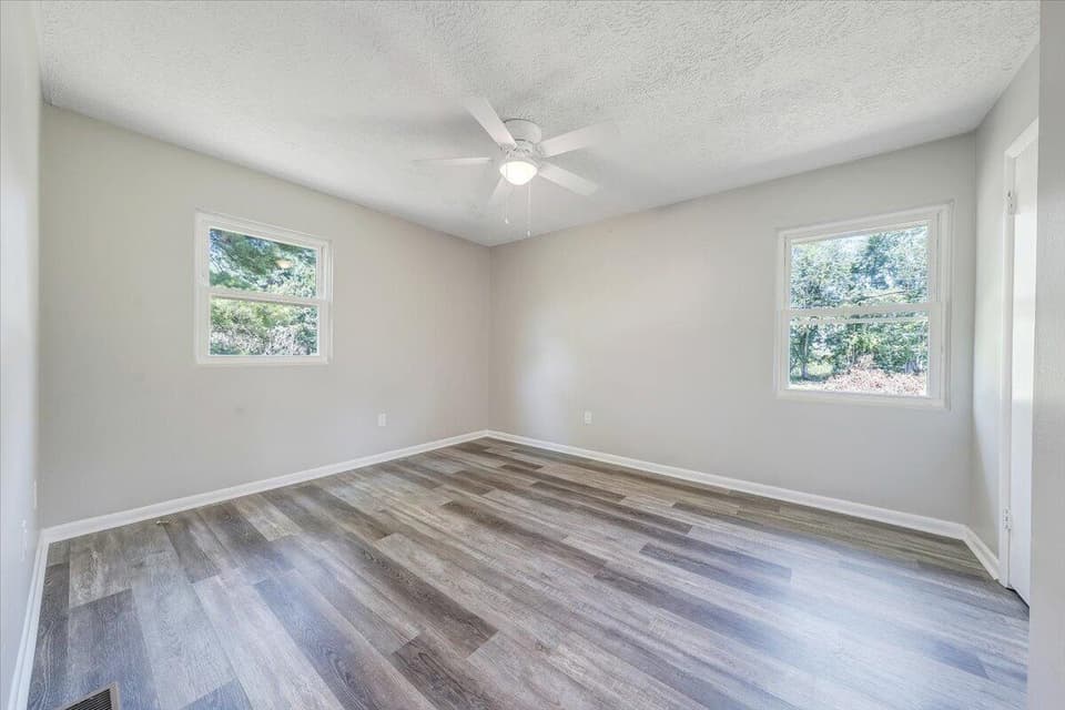 777 Switchback Rd, photo 9 of 27