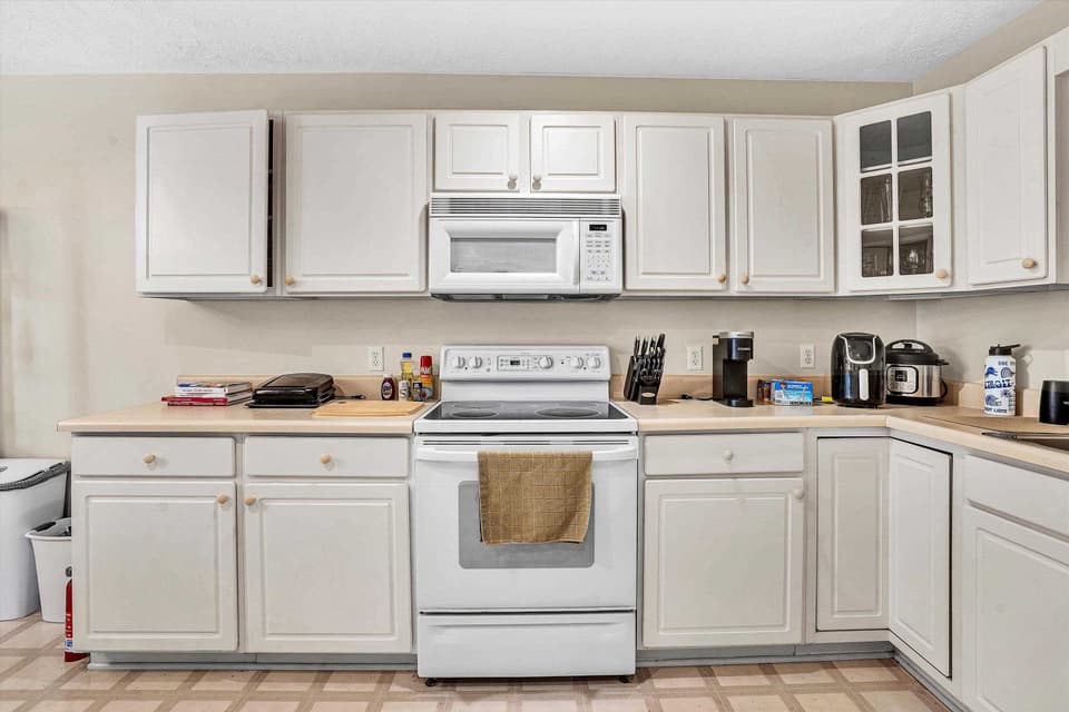 140 Jennifer Street SE, photo 11 of 21