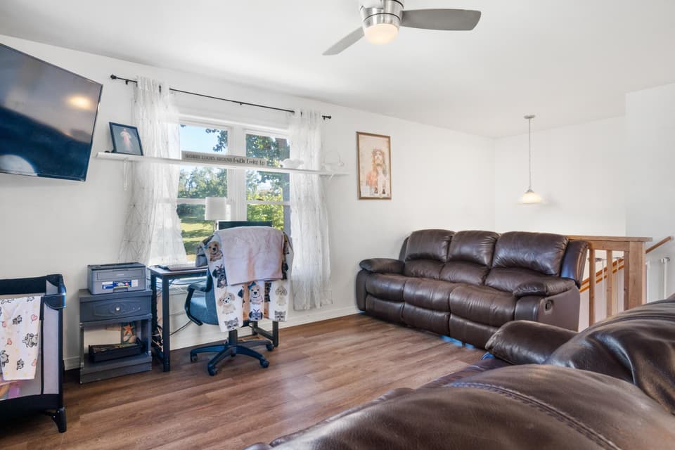 3494 Roanoke Street, photo 12 of 30