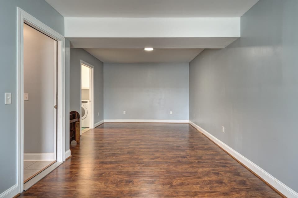 145 Robin Hood Drive, photo 29 of 37