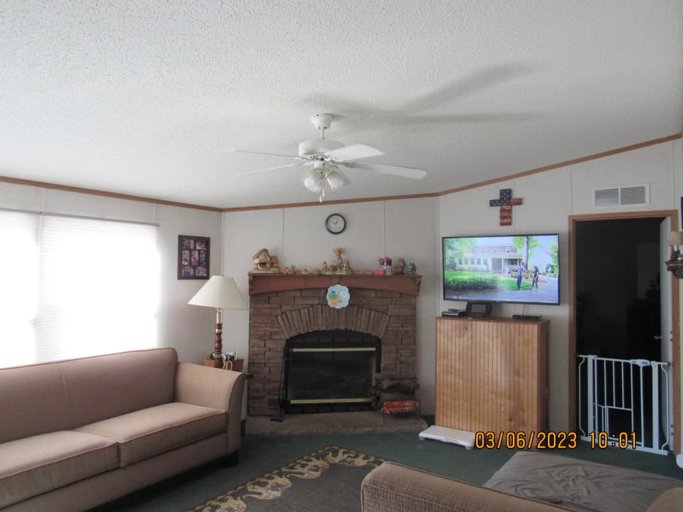 1640 Blue Spruce Dr, photo 5 of 30