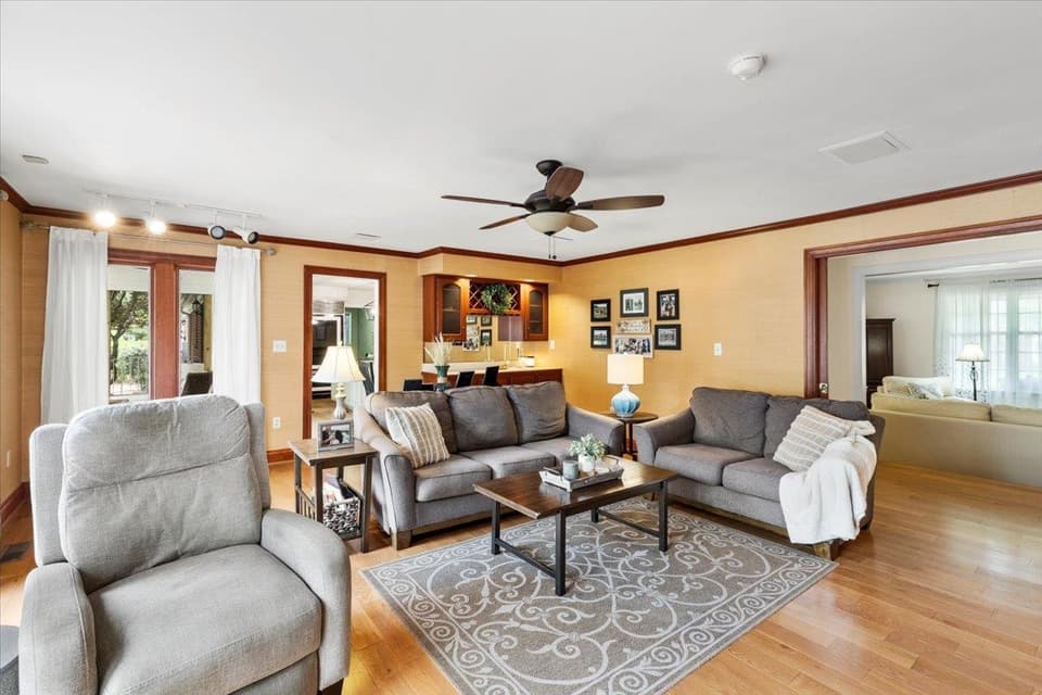 245 Emerald Boulevard, photo 24 of 40