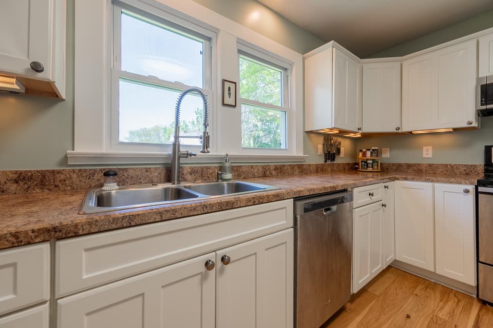 940 Forest Street, photo 36 of 40