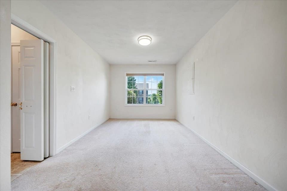 100 Wistaria Drive, photo 24 of 36