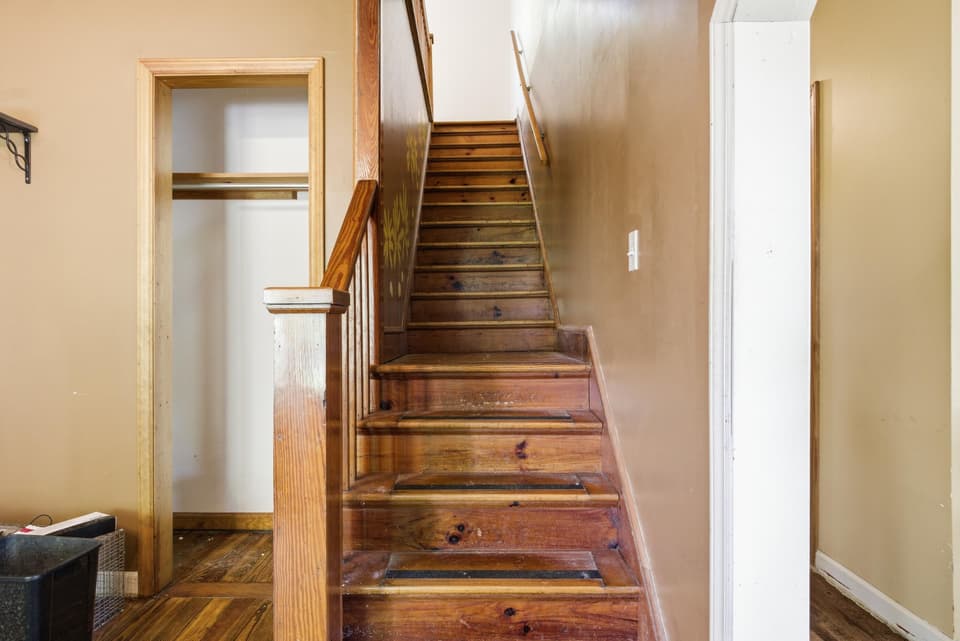 800 S Grant Street, photo 7 of 40