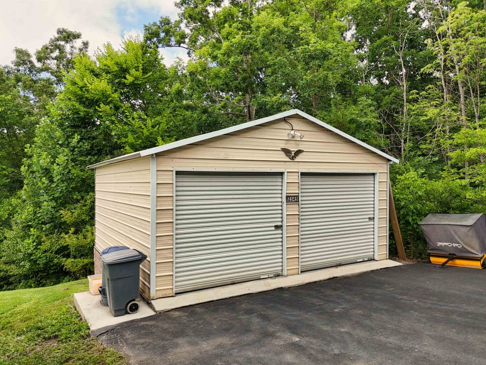 2545 Peppers Fry Road NW, photo 4 of 40
