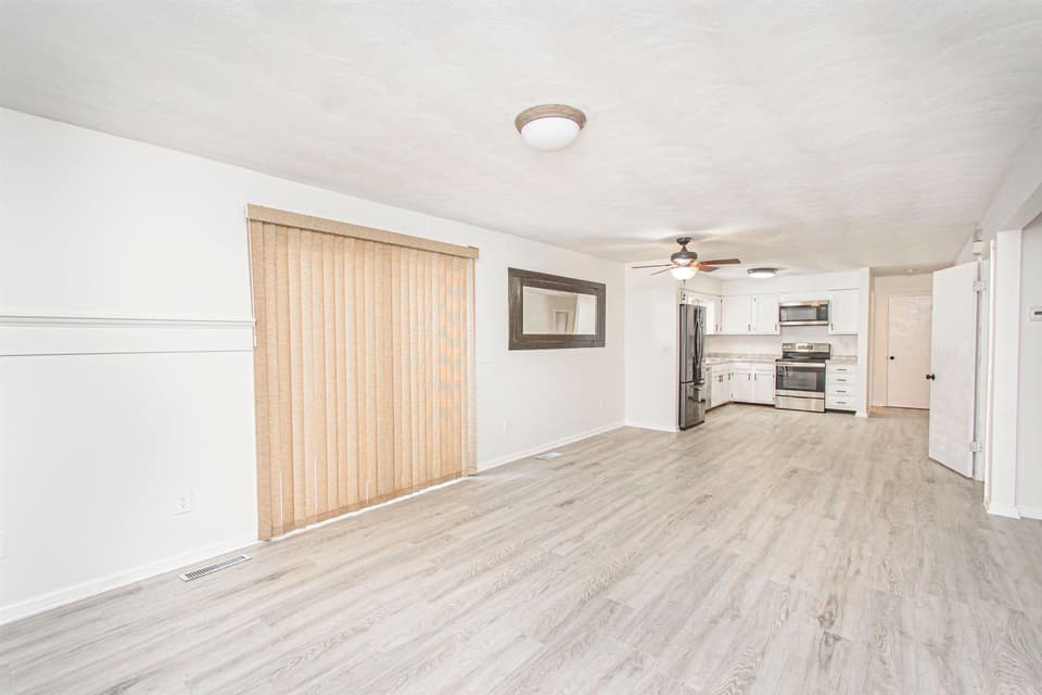 1265 Flint Drive, photo 9 of 35