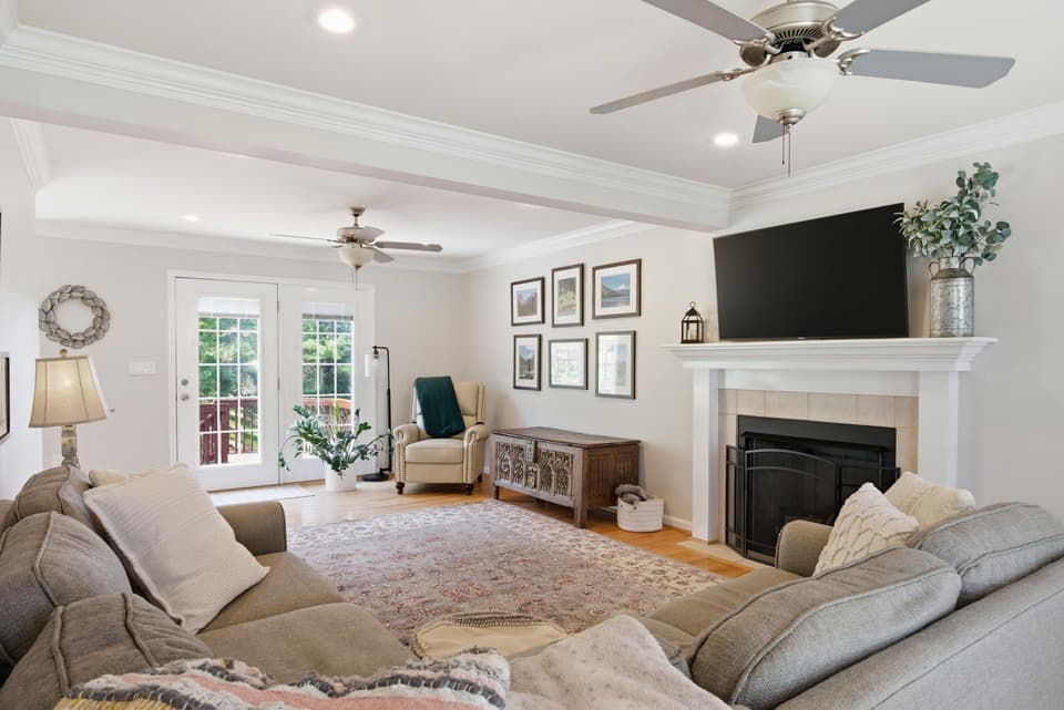 5 King Charles Court NW, photo 9 of 40