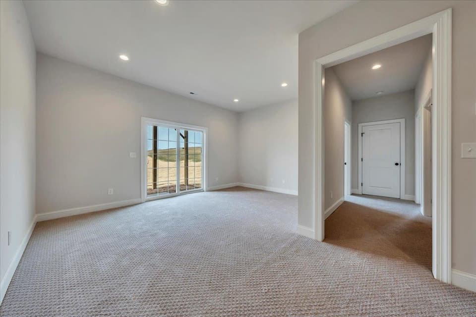1135 Round Meadow Drive, photo 38 of 40