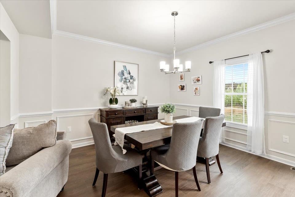 980 Holland Loop NW, photo 16 of 40
