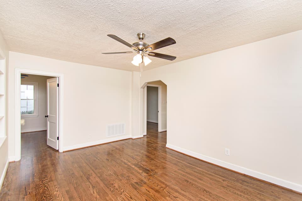 17 Lee Hy Ct, photo 20 of 38