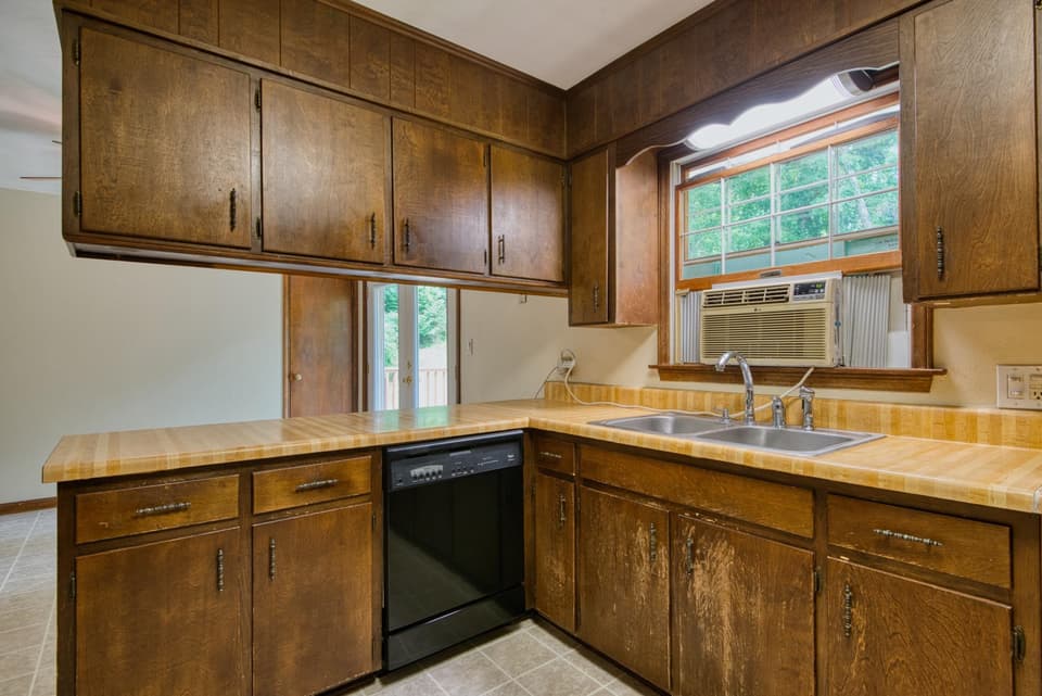 850 Church Street, photo 15 of 40