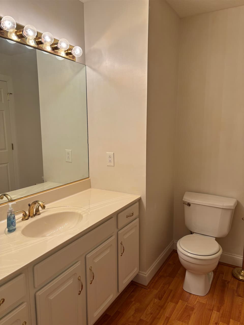 275 Gold Leaf Drive, photo 19 of 25