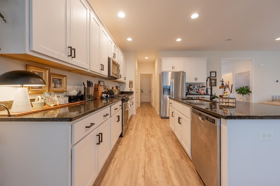 1350 Flint Drive, photo 22 of 40