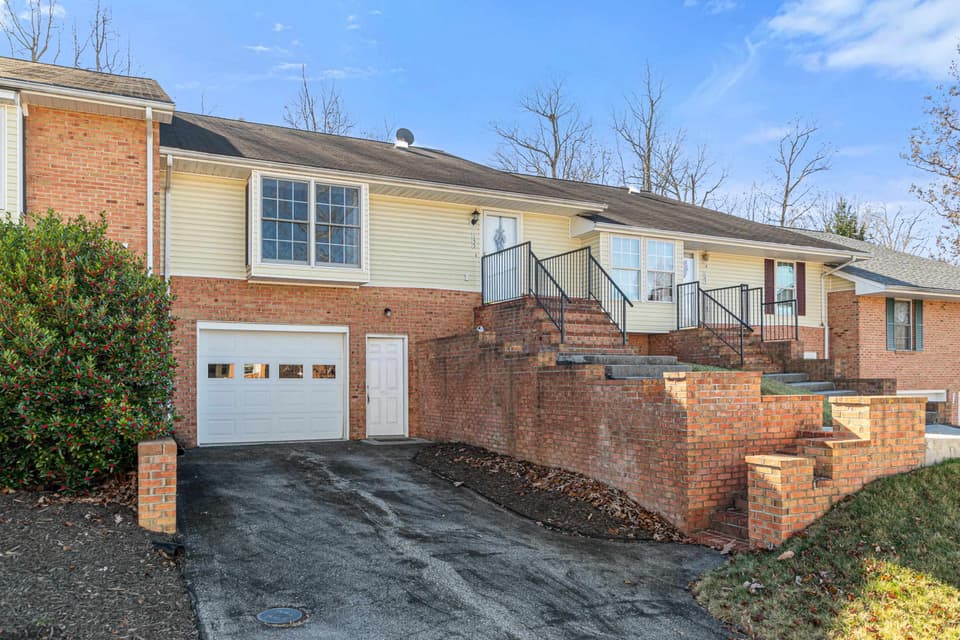 135 Justin Lane, Christiansburg