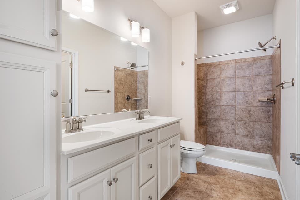 215 Hamilton Avenue NW, photo 20 of 40
