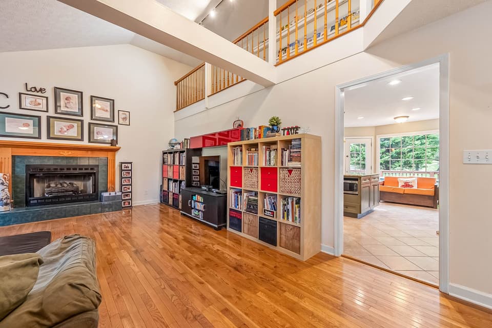2240 Yellow Sulphur Road, photo 13 of 40