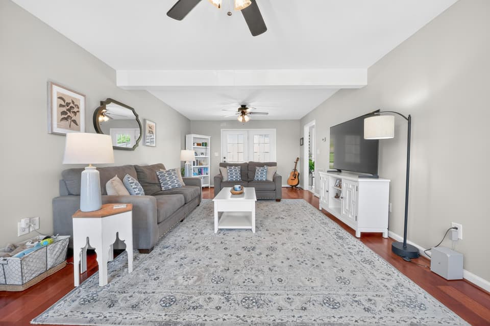475 Majestic Drive, photo 8 of 40