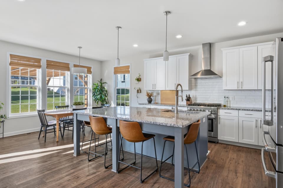 845 Jefferson Circle, photo 19 of 40