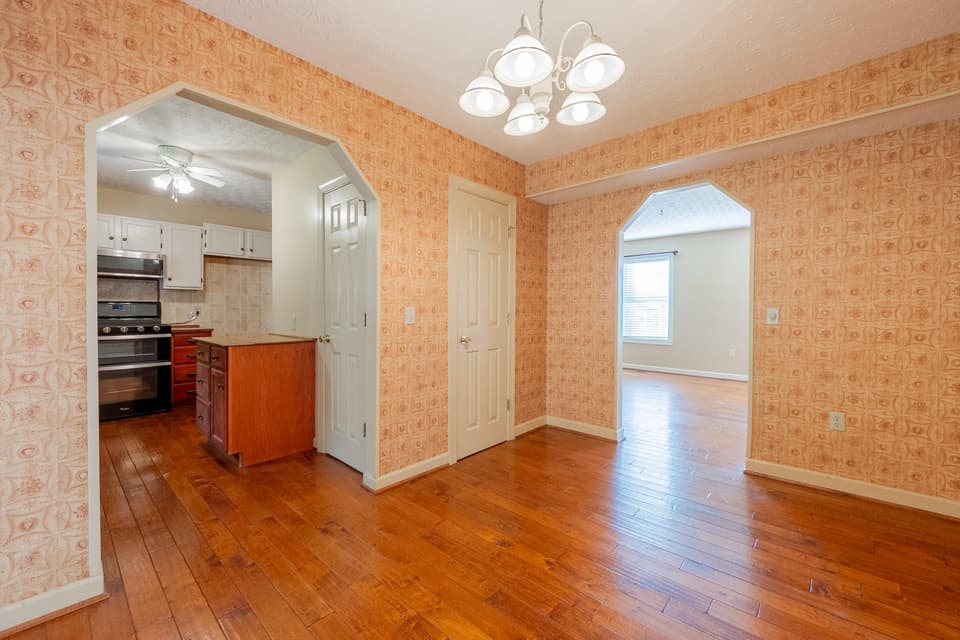 915 George Edward Viaduct, photo 13 of 40