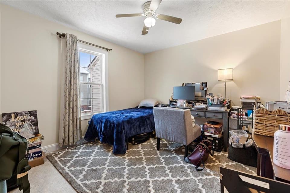 910 Oak Tree Boulevard, photo 24 of 40