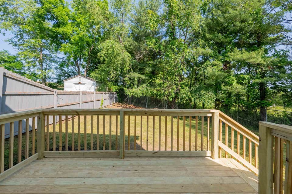 375 Warren Street, photo 17 of 40