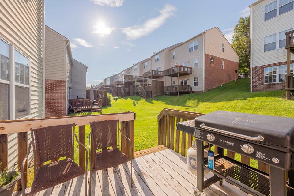 780 Oaktree Boulevard, photo 9 of 40