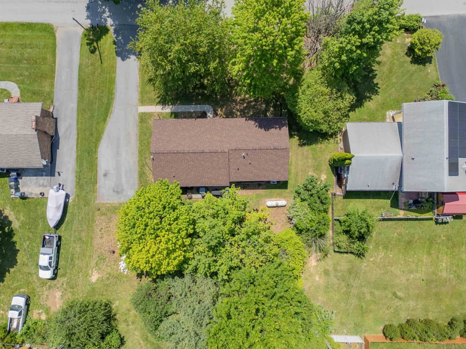 695 Carson Drive, photo 26 of 37