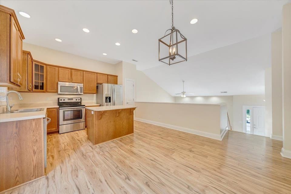 230 Meadow Drive, photo 9 of 40