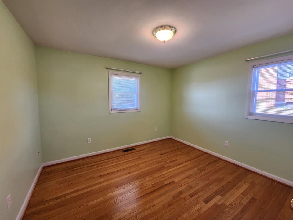 685 Starlight Drive, photo 14 of 30