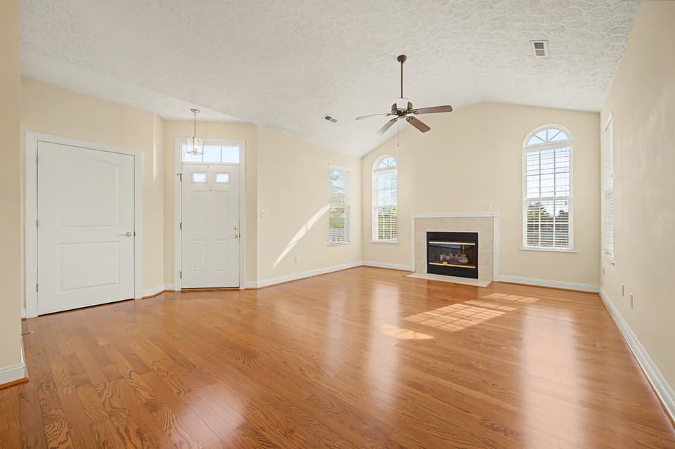 24 Patriot Way Unit 23, photo 9 of 40