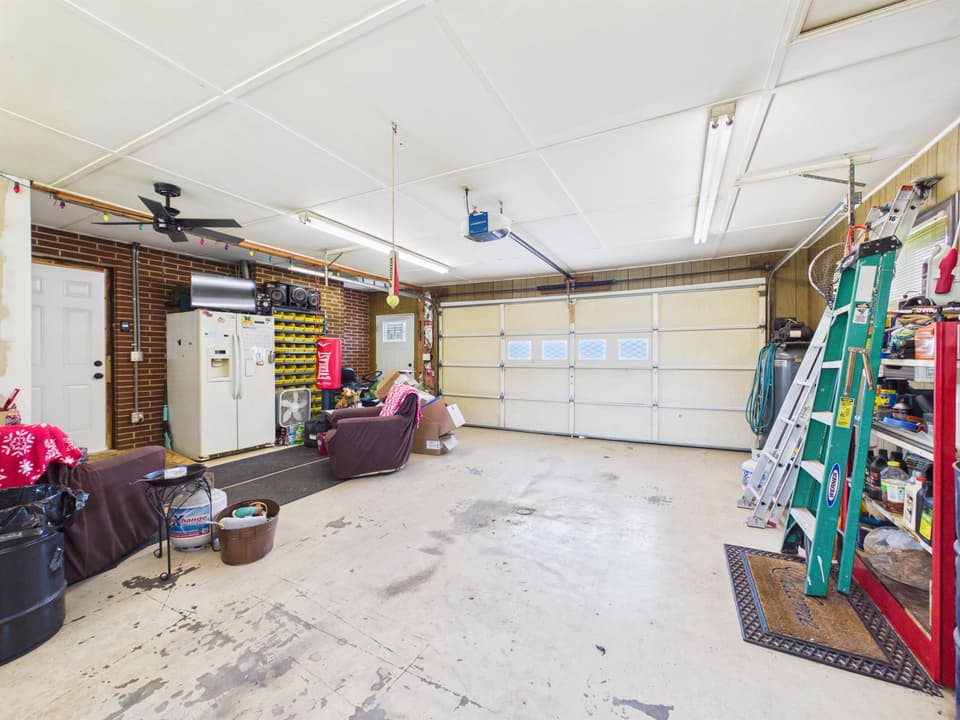 85 Wades Lane, photo 36 of 40