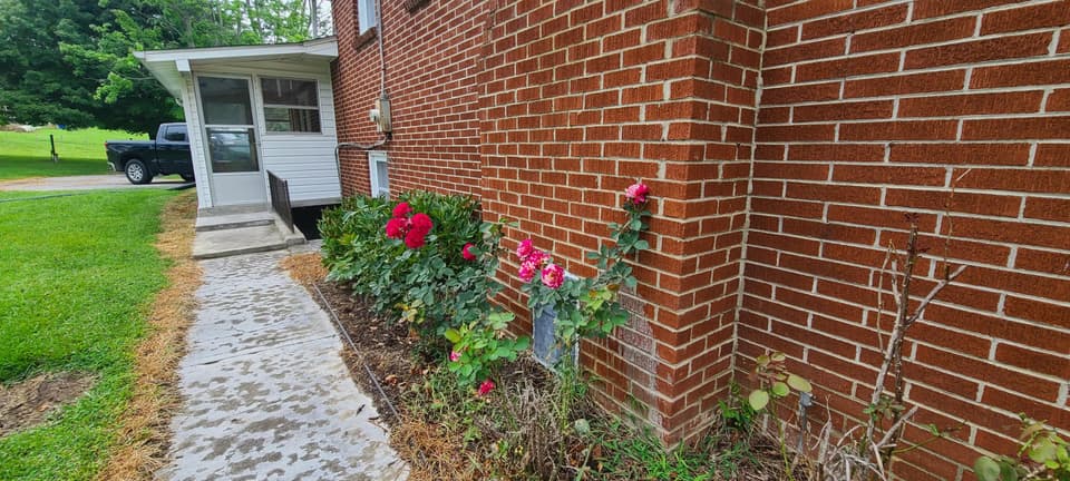 1699 Harman Dr, photo 24 of 39