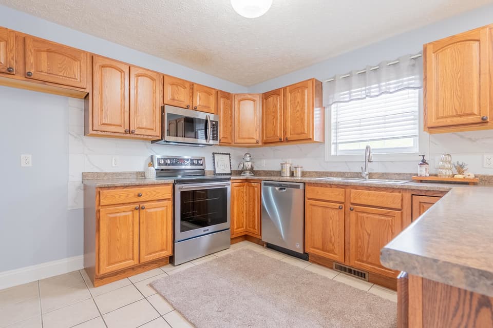 590 Tall Oak Boulevard, photo 19 of 40