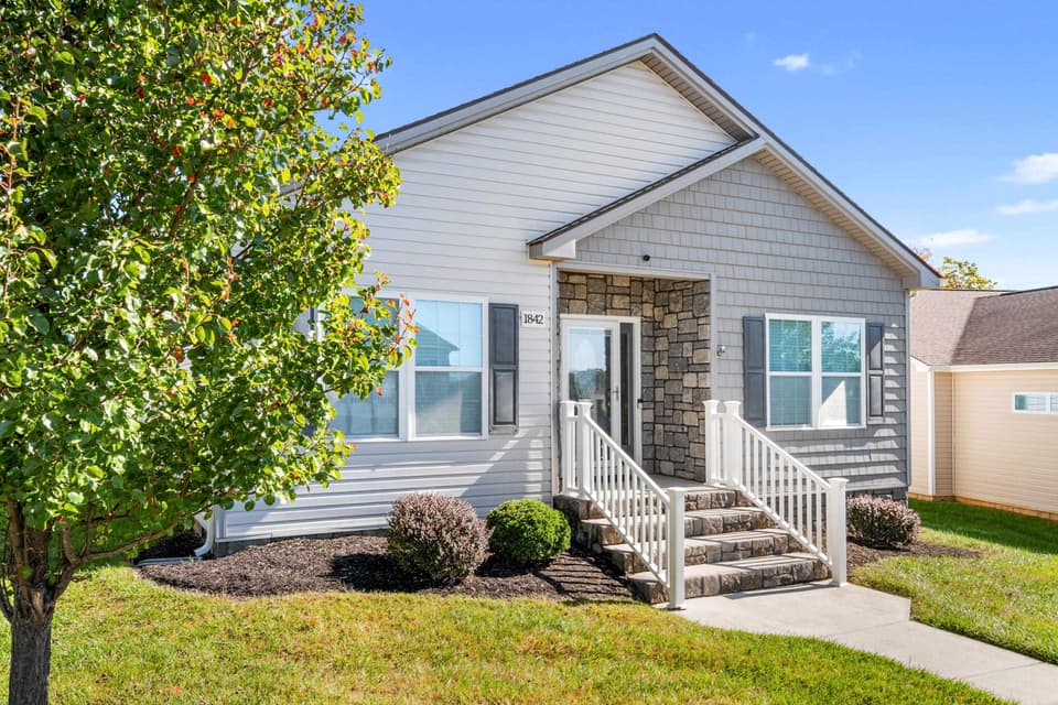 1842 Cub Circle NW, Christiansburg, photo 2