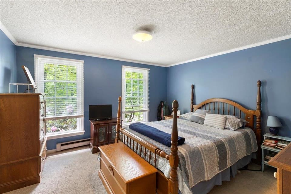 1290 Sherwood Drive, photo 20 of 40