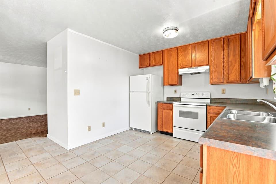 111 Hagan Street NE, photo 18 of 40