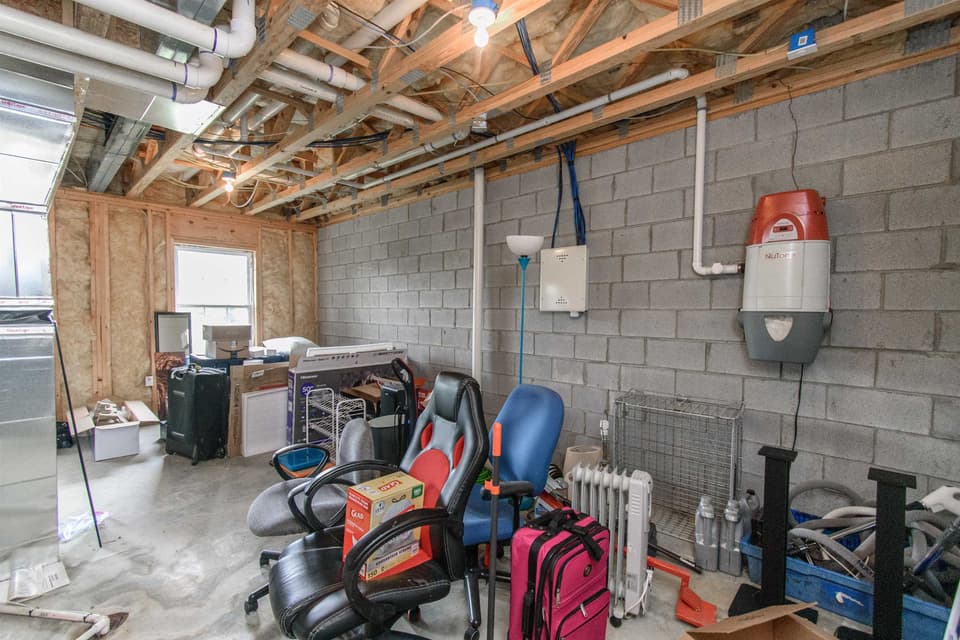 1015 Oak Tree Boulevard, photo 24 of 29