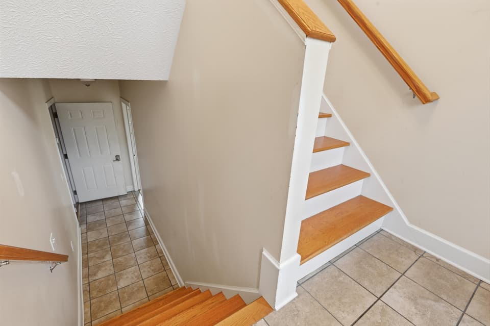 1410 Sherwood Drive, photo 34 of 40