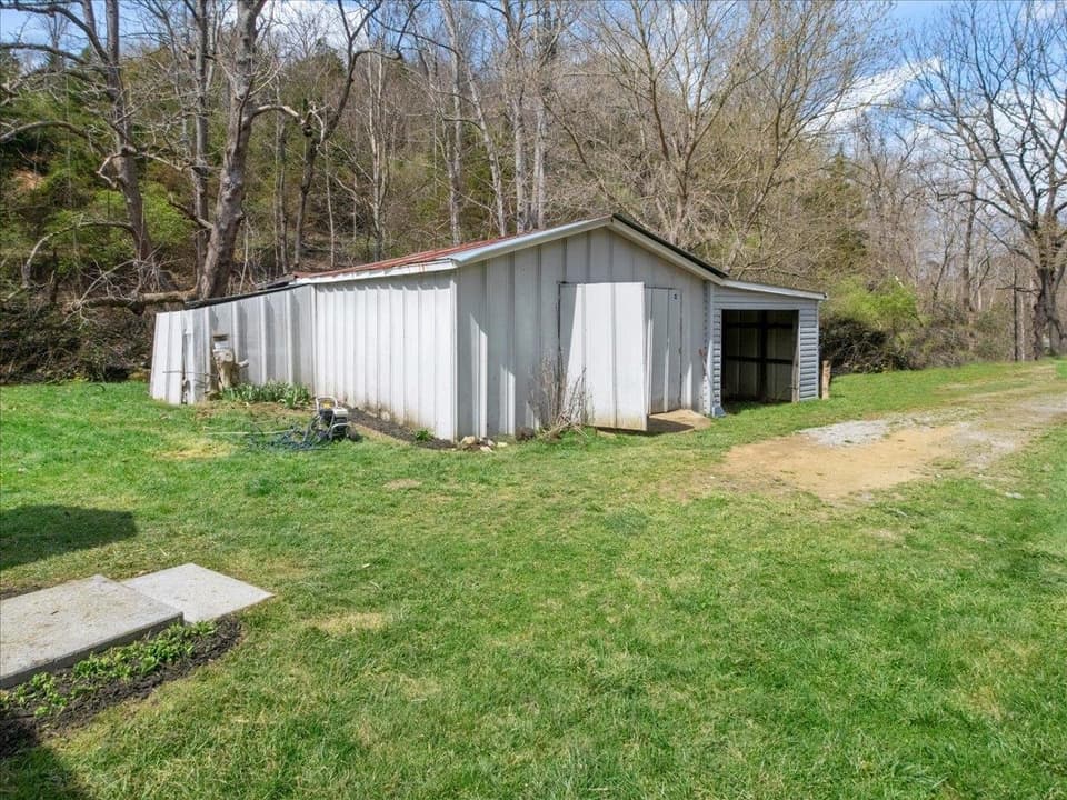 1033 Walton Road, photo 28 of 37