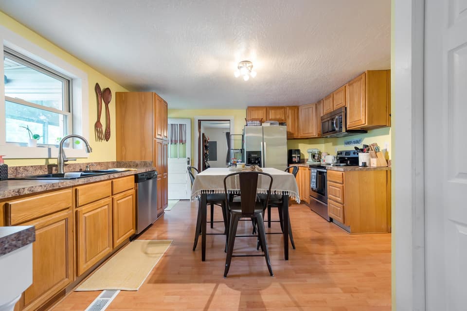2056 Radford Road, photo 16 of 40