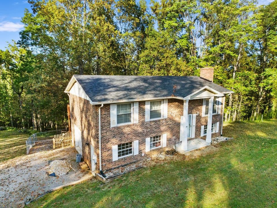 660 Black Bear Run Road, photo 2 of 40