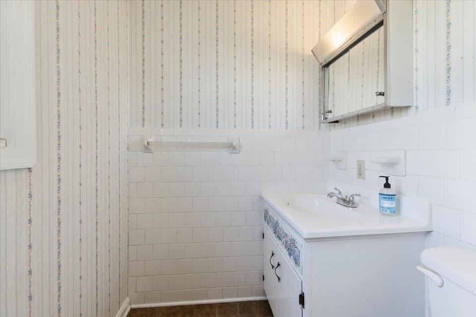 2105 Childress Road, photo 34 of 40
