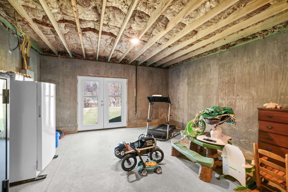 620 Stone Street, photo 25 of 34